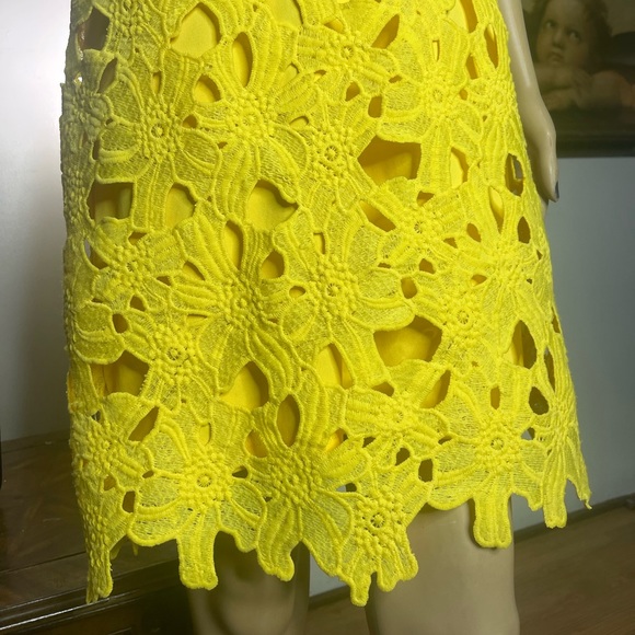 Calvin Klein Elegant lace dress B-45 - Picture 7 of 9